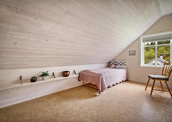 In Lundegrend With Wifi Feriehus *