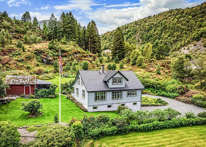 In Lundegrend With Wifi Feriehus *